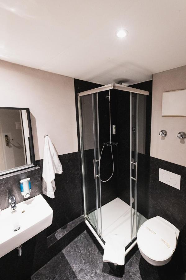 City Hotel Fellbach 24H Check-In Exterior foto